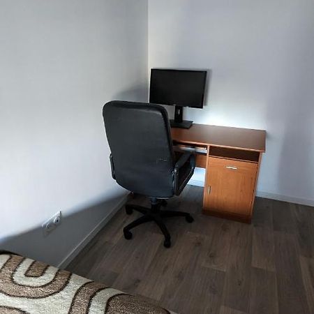 Chambre Dans Appartement Pres Du Roazhon Park Rennes Luaran gambar
