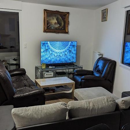 Chambre Dans Appartement Pres Du Roazhon Park Rennes Luaran gambar