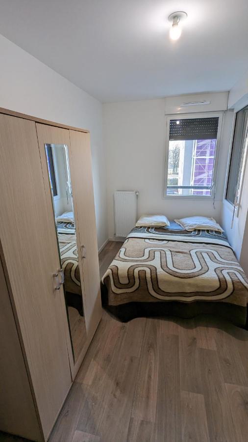 Chambre Dans Appartement Pres Du Roazhon Park Rennes Luaran gambar