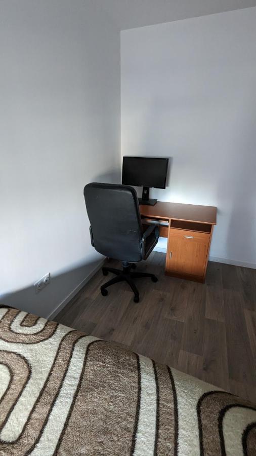 Chambre Dans Appartement Pres Du Roazhon Park Rennes Luaran gambar