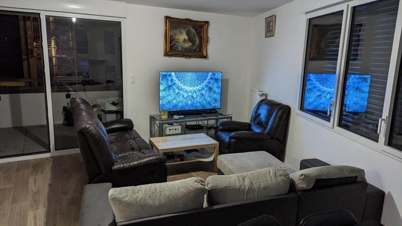 Chambre Dans Appartement Pres Du Roazhon Park Rennes Luaran gambar